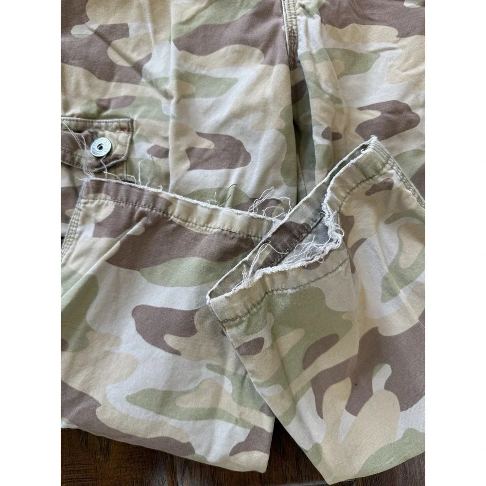 Vintage Oshkosh Genuine Kids Camo Pant Boys 5T Y2K Patches Cargo Distressed Army